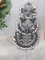 Load image into Gallery viewer, Chandbali Pendant with Green Stones