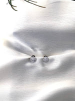 Load image into Gallery viewer, Sparkle Cluster Studs