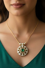 Load image into Gallery viewer, Green Stone small Pendant