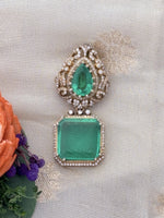 Load image into Gallery viewer, Antique Emerald Drop Pendant