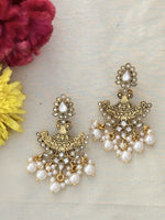 Load image into Gallery viewer, Antique Kundan Pearl Chandbali Earrings