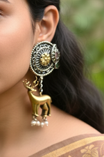 Load image into Gallery viewer, Deer Earrings