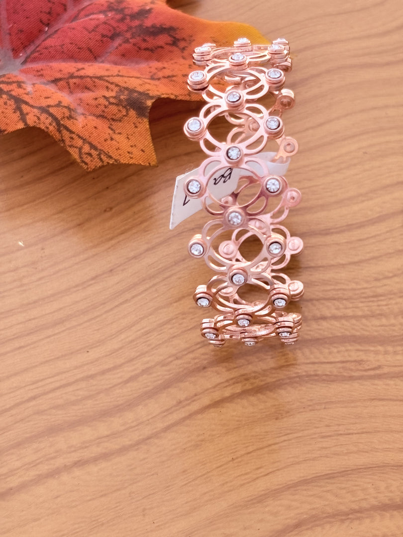 Rosegold Floral Motif expandable Silver Kada