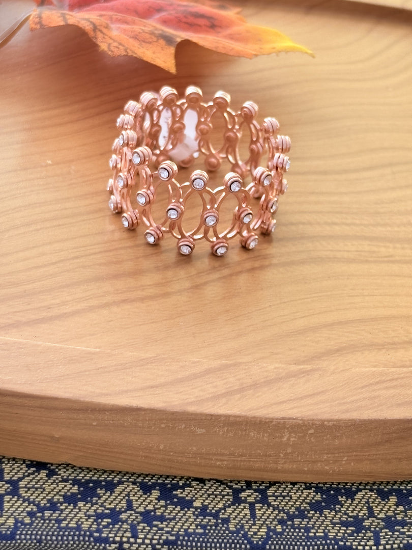 Rosegold Floral Motif expandable Silver Kada