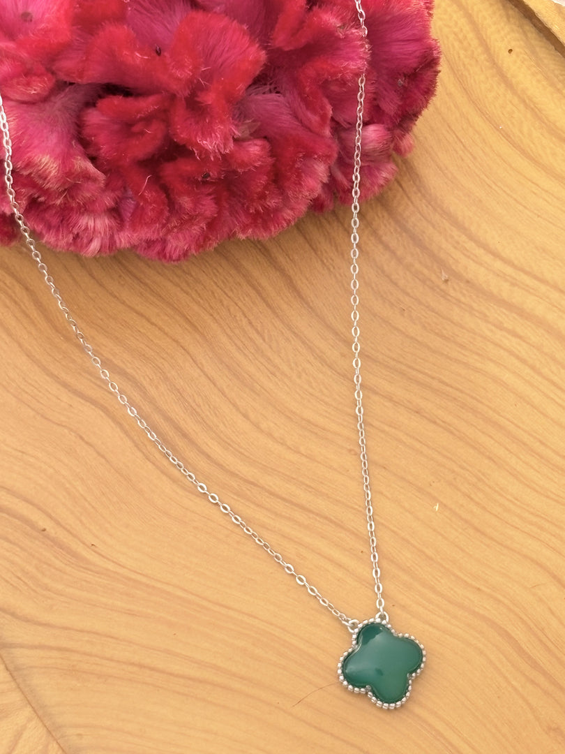 Green Clover Pendant chain