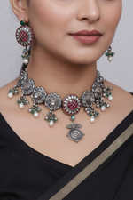 Load image into Gallery viewer, Dual tone choker with floral design