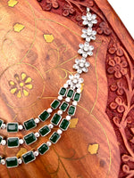 Load image into Gallery viewer, Emerald blossom necklace