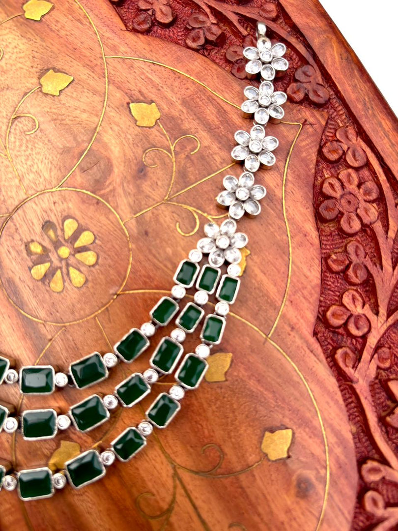 Emerald blossom necklace