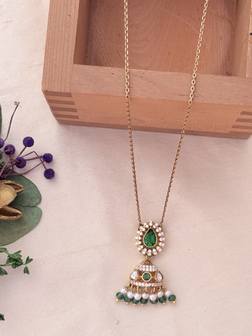 Emerald Dome Drop pendant chain