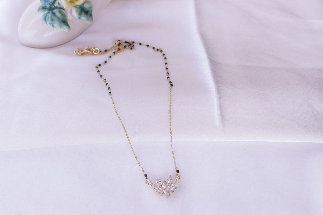 Leaf Cluster Moissanite Mangalsutra