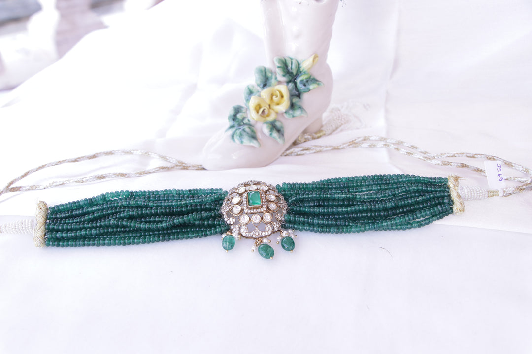 Gold polish Emerald Royale choker with moissanite pendant